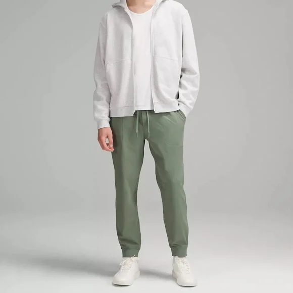 Lululemon•ABC Jogger
Regular green - Picture 3 of 8